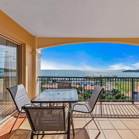 Magnificence At Airlie Airlie Beach Exterior foto