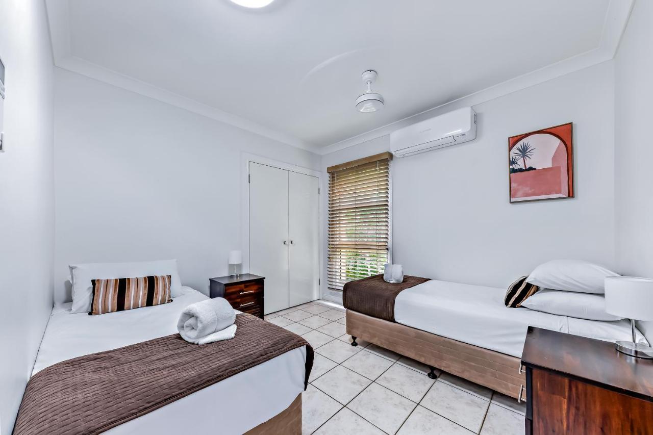 Magnificence At Airlie Airlie Beach Exterior foto