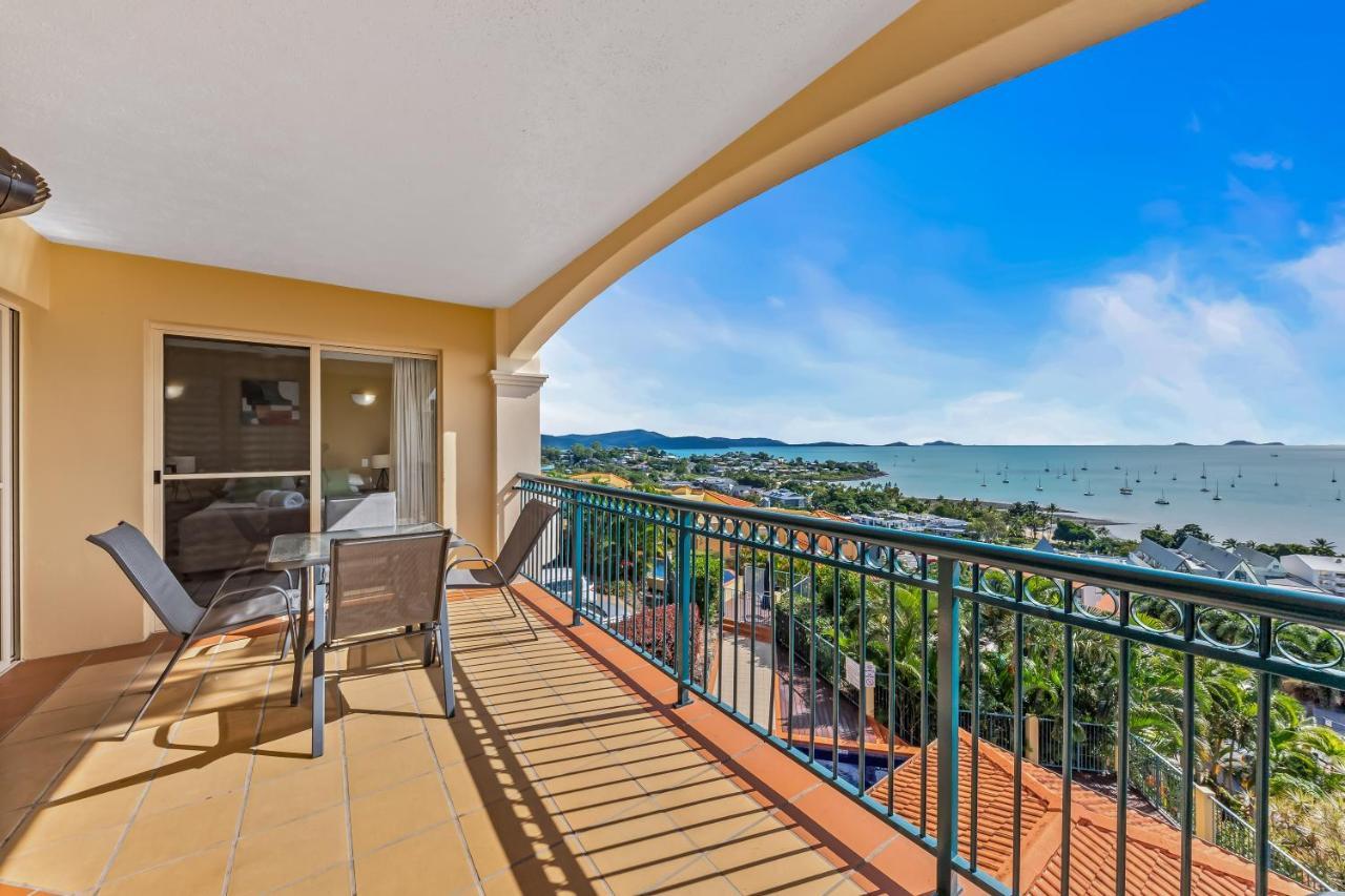 Magnificence At Airlie Airlie Beach Exterior foto