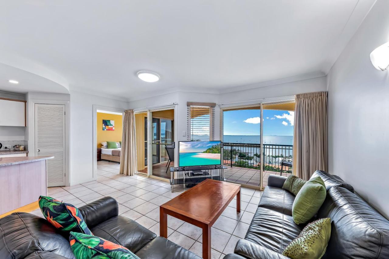 Magnificence At Airlie Airlie Beach Exterior foto