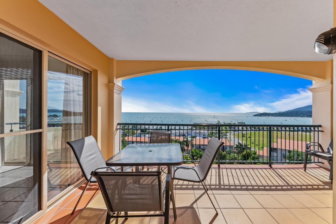 Magnificence At Airlie Airlie Beach Exterior foto